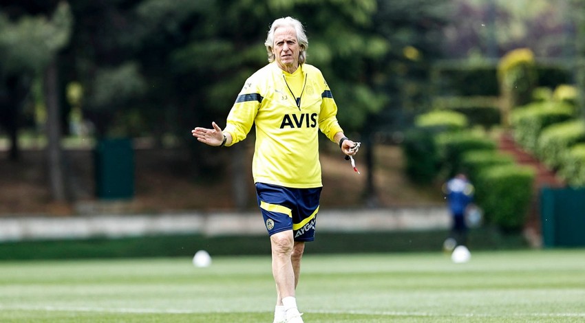 Jorge Jesus’tan Fenerbahçe’ye ters köşe! Öyle bir yere takıma gidiyor ki duyanlar inanamıyor!