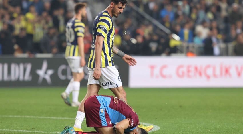 TFF duyurdu: Samet Akaydın, tükürmesi nedeniyle PFDK’ye sevk edildi
