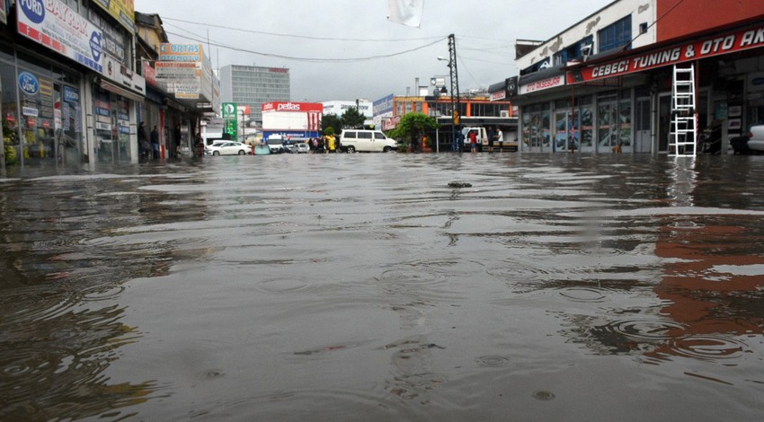 Ordu'da sel ve heyelan tehlikesi: Taşımalı eğitime ara verildi