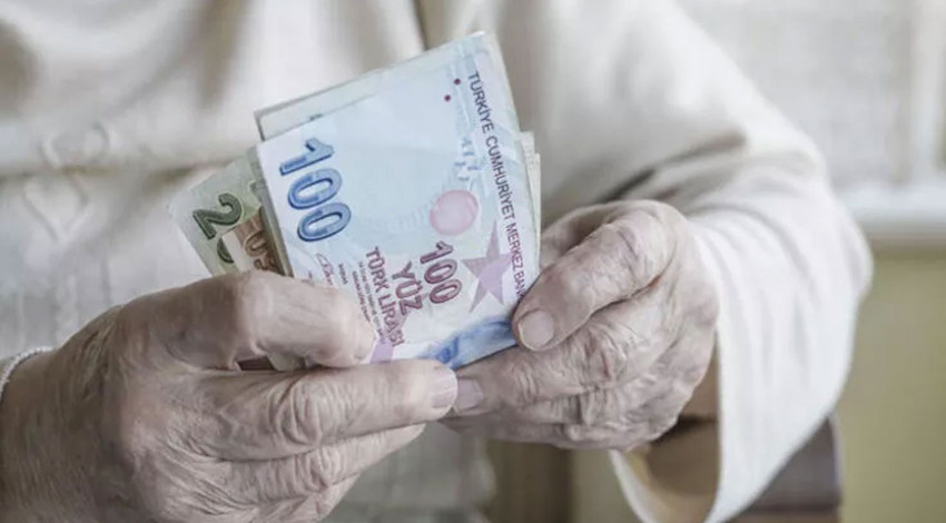 Maaş, bayram ikramiyesi, promosyon... Emekliye bayram öncesi rekor ödeme... Nefes alacaklar