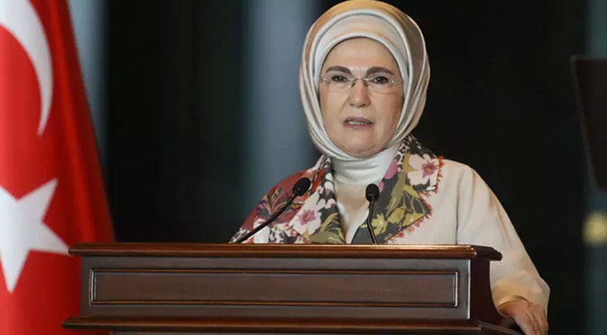 Emine Erdoğan'dan 'Şule Yüksel Şenler Vakfı' paylaşımı