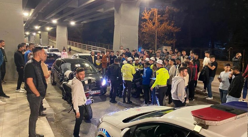Drift atmak pahalıya patladı: Modifiyeli araç sürücüsü 37 kişiye ceza yağdı