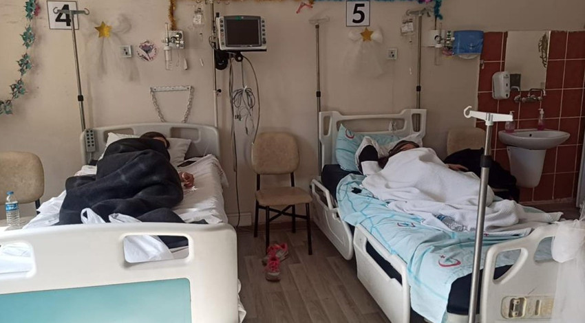 Amasya'da bir zehirlenme vakası daha! 3 öğrenci yedikleri sandviçten sonra hastaneye kaldırıldı!