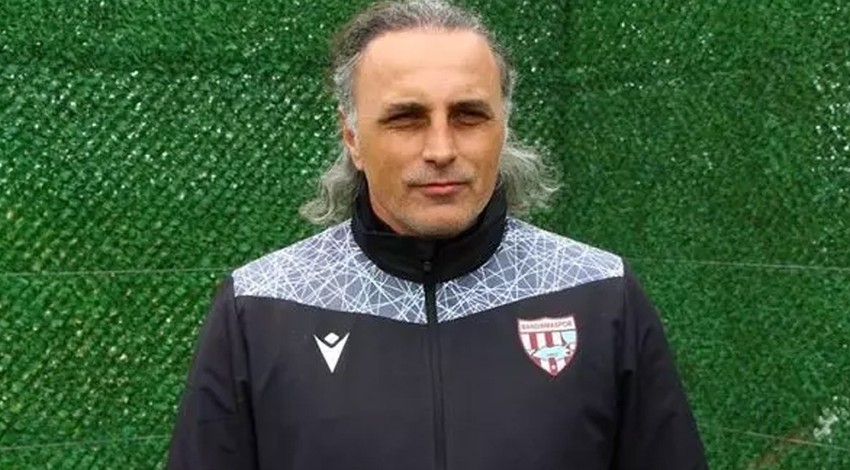 Ümraniyespor Teknik Direktörü Gürsel: İlk 3 puanımızı aldık