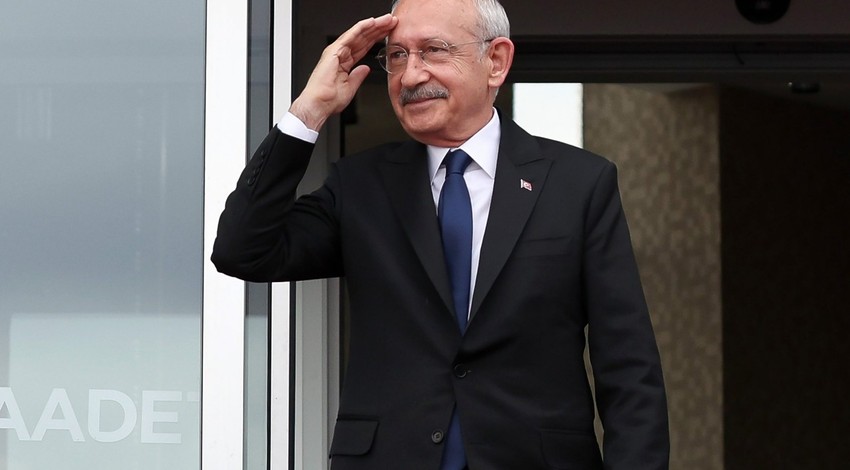 Kılıçdaroğlu CHP Genel Merkezi'nde personelle vedalaştı: Şimdilik hoşça kalın