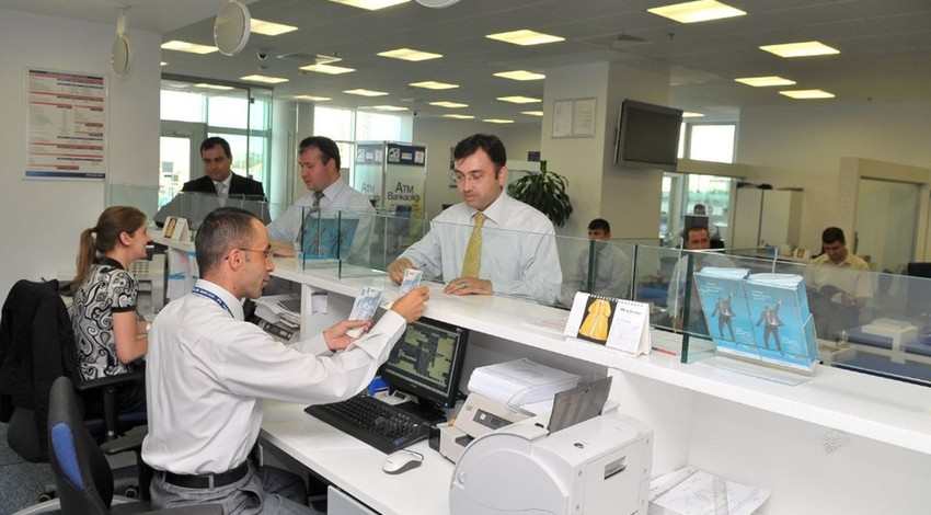 10 Kasım bankalar açık mı? Bugün bankalar çalışıyor mu, hizmet verecek mi, EFT ve havale yapılacak mı?