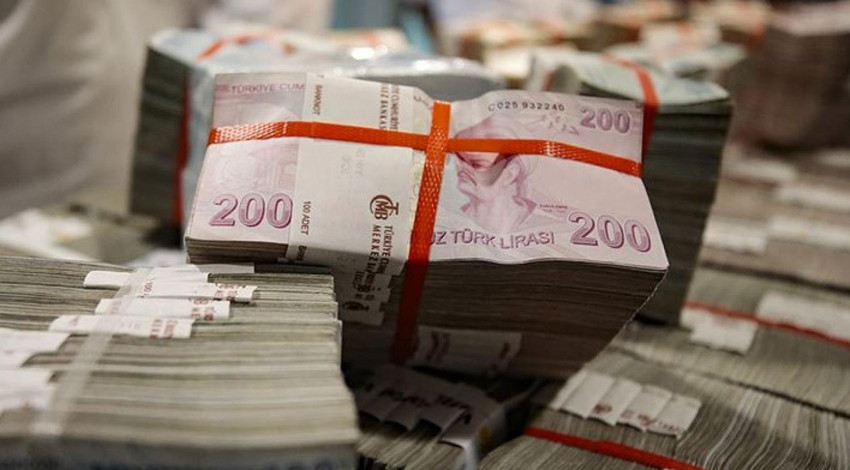 Milyonlarca emeklinin gözü kabine toplantısında! 5000 TL emekli ikramiyesi için ek düzenleme masada. İşte detaylar