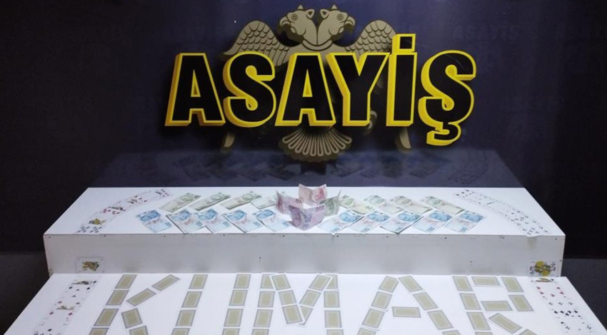 Hatay'da kıraathaneye kumar baskını
