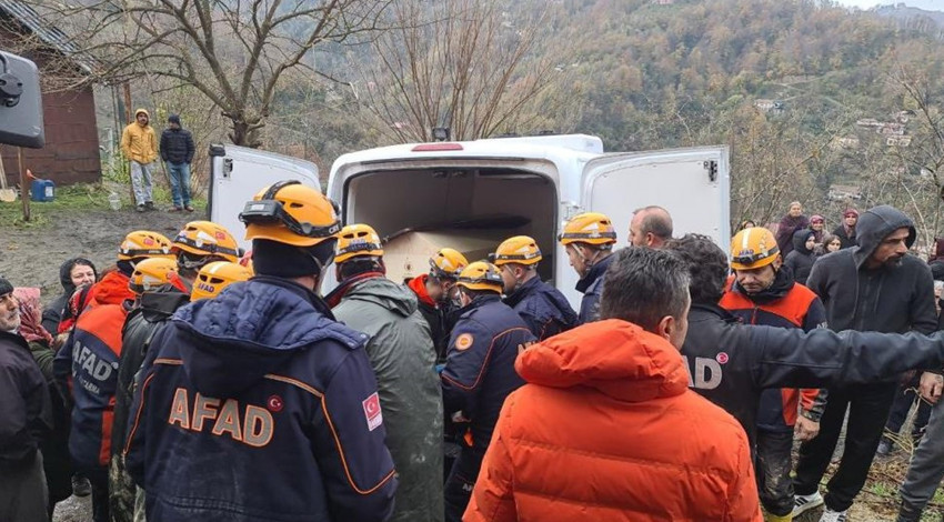 Zonguldak'ta göçükte kalan anne ve oğlun cenazeleri çıkartıldı