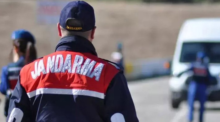 Afyonkarahisar'da yaklaşan yılbaşı öncesi jandarmadan sahte alkol denetimi!