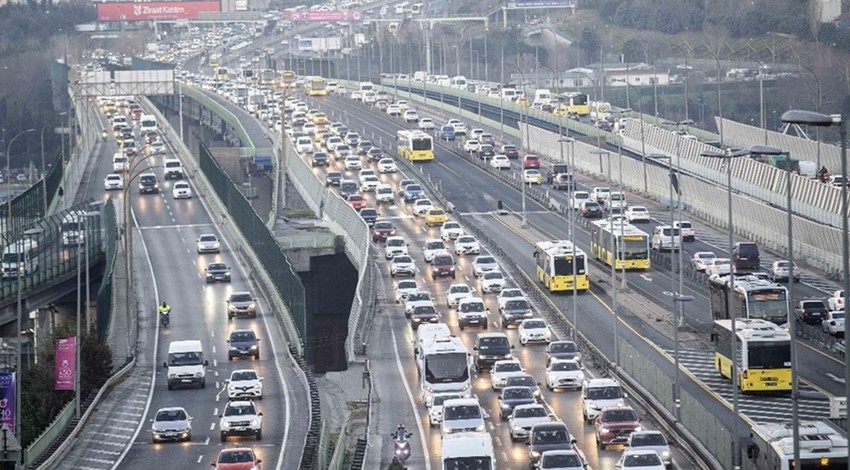 Yılbaşını dışarıda kutlayacaklar dikkat! Bu yollar trafiğe kapatılıyor