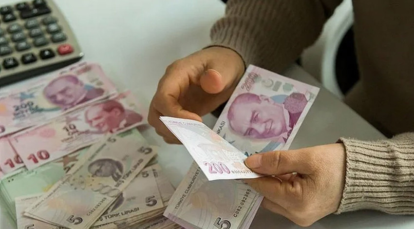 Emekliye refah zammında milyonların gözü Kabine toplantısında!