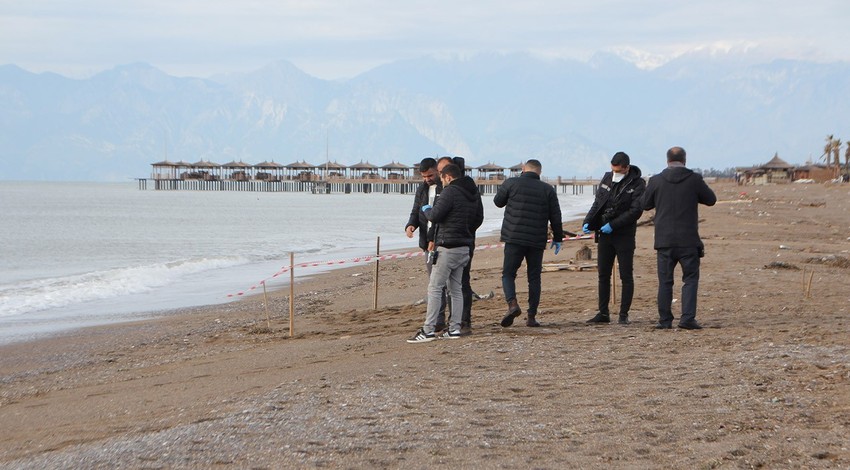 Antalya'da sahile vuran ceset sayıları artıyor! Son 6 günde 2 ceset daha bulunarak, sayı 8'e yükseldi