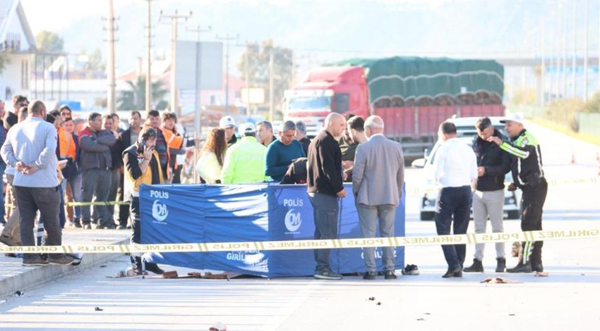 Fethiye'de korkutan kaza! Otomobil motosikletle çarpıştı: Ölüler var