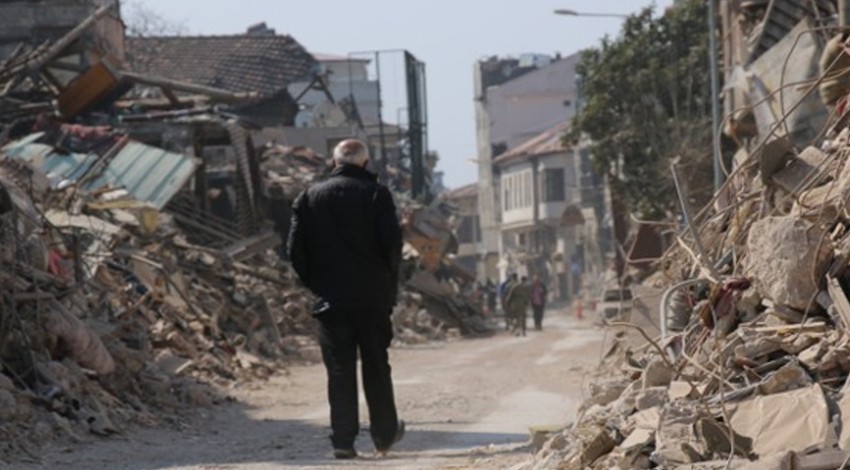 Deprem uzmanından korkutan açıklama! Hatay yine yıkılır! O faya dikkat çekti!