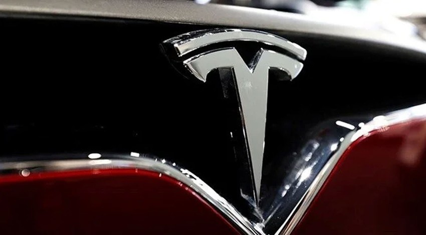 Tesla bazı araç modellerine zam yaptı