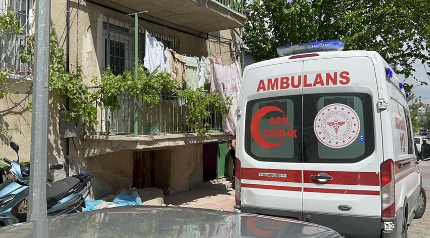 Kendisinden haber alınamıyordu! Yalnız yaşayan kadın evinde ölü bulundu!