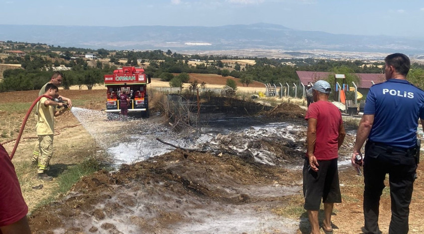 Denizli'de meydana gelen anız yangını yürekleri ağza getirdi