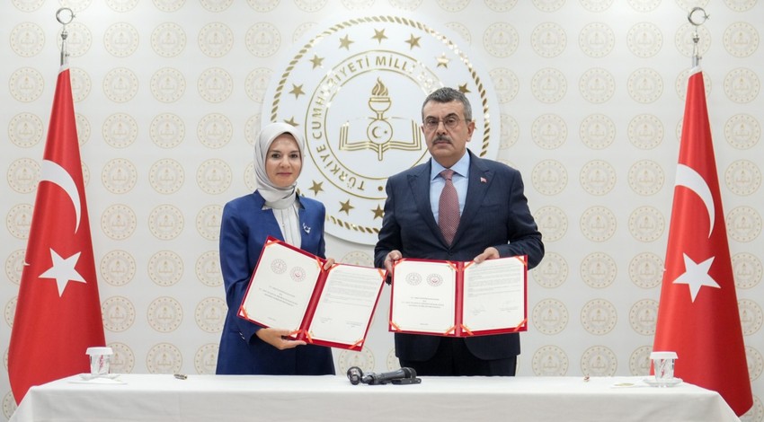 İki bakanlıktan 1'inci sınıf öğrencileri ve velilere yönelik  iş birliği! İmzalar atıldı