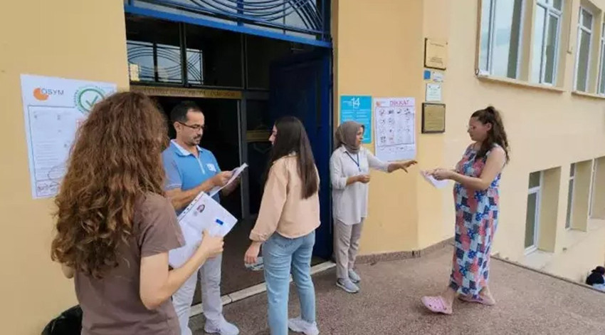 1 milyon 205 bin 899 aday başvurdu! Saatleri karıştırınca sınava alınmadı!