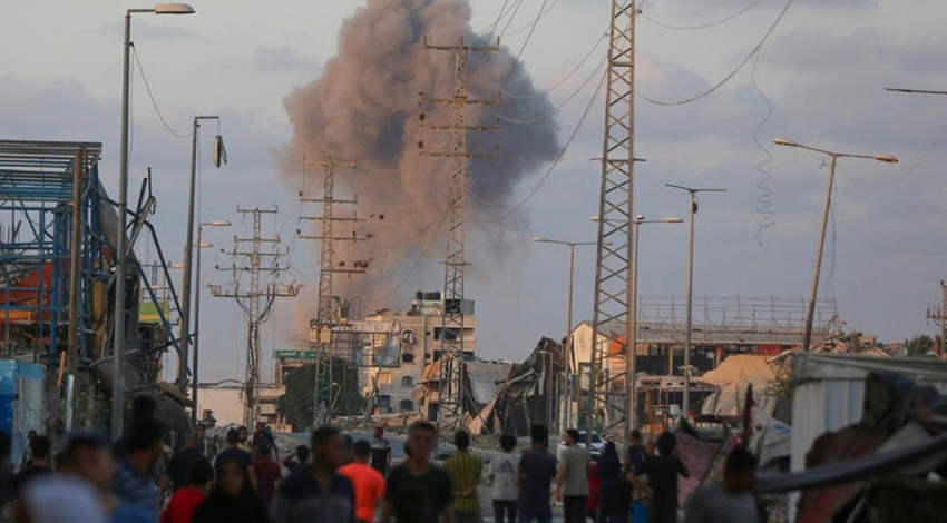 İsrail Gazze'de yine okul vurdu: Çok sayıda can kaybı
