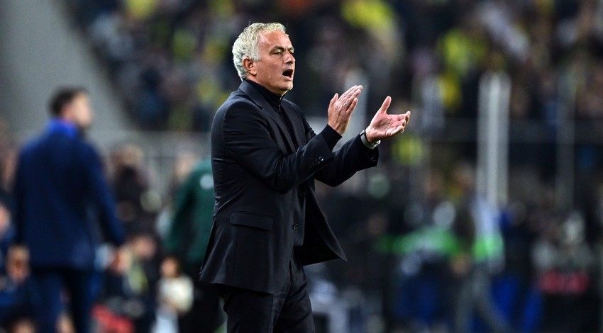 Jose Mourinho’dan kırmızı kart için açıklama! “Avrupa’da olmayan takıma gideceğim”