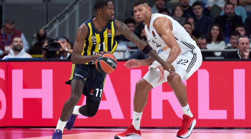 Nigel Hayes Davis şov yaptı! Fenerbahçe Beko deplasmanda Real Madrid’i yıktı