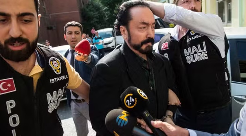 Adnan Oktar davasında mütalaa: 12 yıla kadar hapsi talep edildi