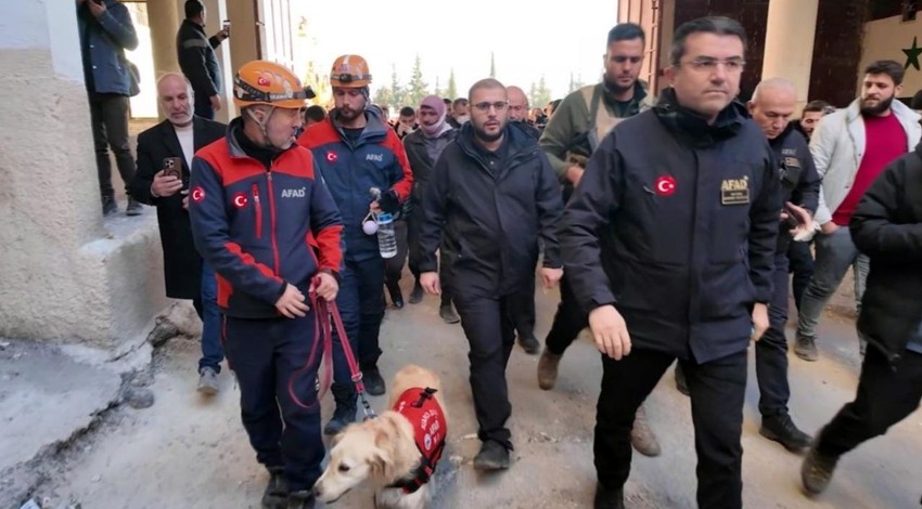 AFAD ekibi Sednaya Hapishanesi'nde yaşam izi arıyor!