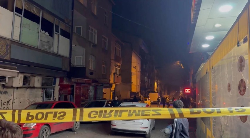 İstanbul'da çay ocağına el bombası atıldı!