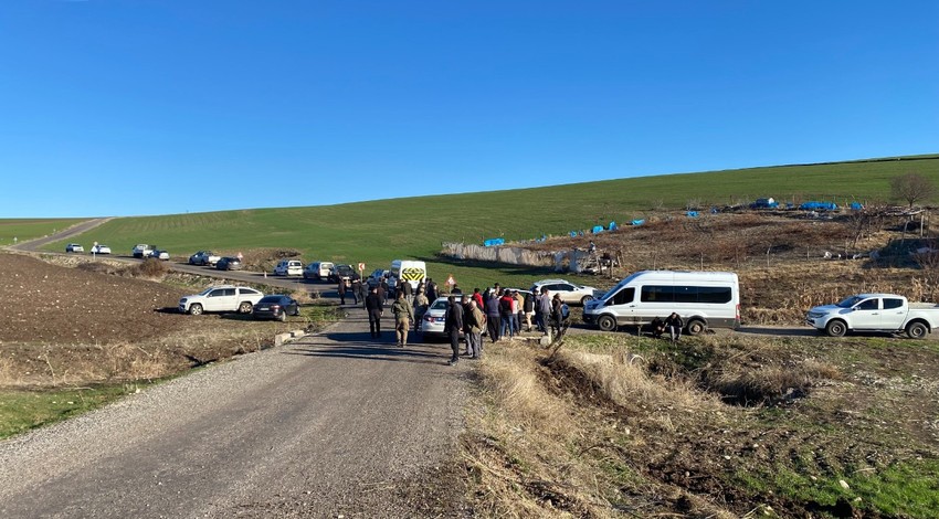 Diyarbakır'da yürekleri ağza getiren kaza! Öğrenci servisi devrildi: 9 yaralı