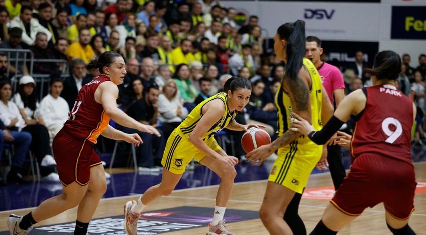 Kadınlar Basketbol Süper Ligi’nde dev derbi! Galatasaray- Fenerbahçe karşılaşacak