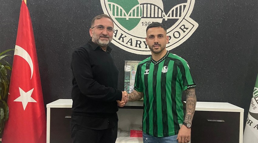 Sakaryaspor yeni transferini açıkladı