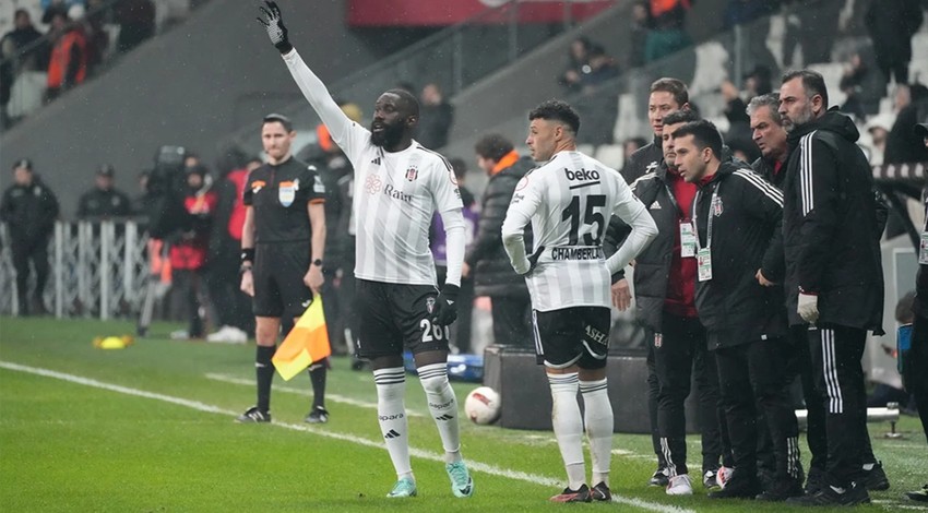 Beşiktaş’ın yıldızına sürpriz talip! İngiliz ekibi peşinde