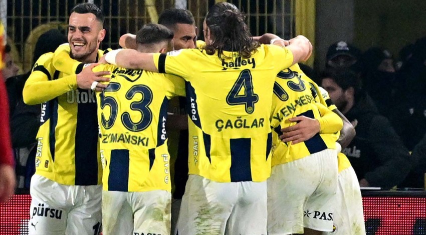 Fenerbahçe, Avrupa Ligi’nde play-off için Midtjylland’a konuk oluyor! Mourinho ve 9 yıldız yok! İşte muhtemel ilk 11’ler