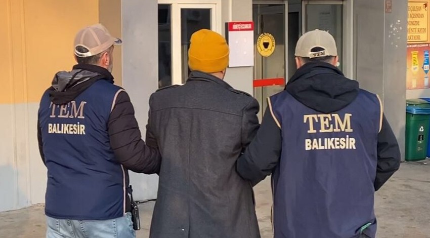 Balıkesir'de terör örgütü DEAŞ'a operasyon: 4 zanlı yakalandı