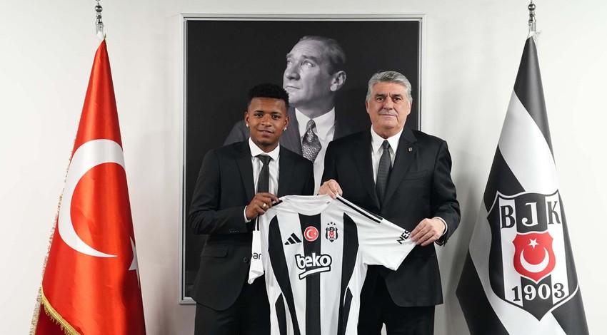 Beşiktaş’ın yeni transferi Keny Arroyo şaşırttı! Tesislere gitmeden soluğu o yerde aldı!