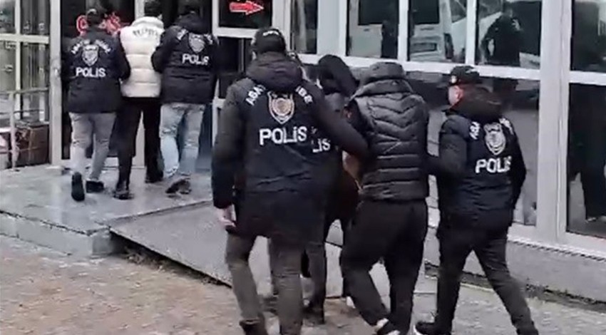 Yabancı uyruklu 6 kadına zorla fuhuş yaptıran 2 şüpheli tutuklandı!