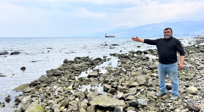 İskenderun Körfezi'nde görülen manzara tedirgin etti. Daha önce böyle bir şeyle kimse karşılaşmadı