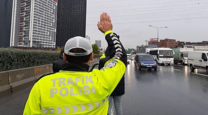 Bakan Yerlikaya: "Trafikte makas atmaya yeni yaptırımlar geliyor"