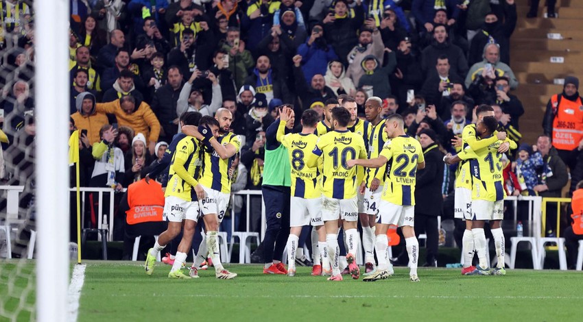 Taraftarlar çok istiyordu! Fenerbahçe’nin yeni forma sponsoru belli oldu! Yönetim Kurulu Üyesi Fethi Pekin açıkladı