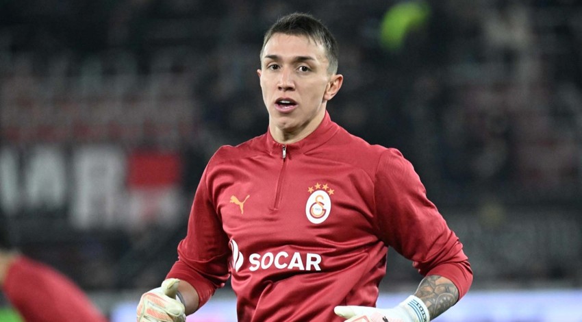 Galatasaray’ın yıldızı Muslera'dan kafa karıştıran paylaşım! Düştüğü nota çok dikkat