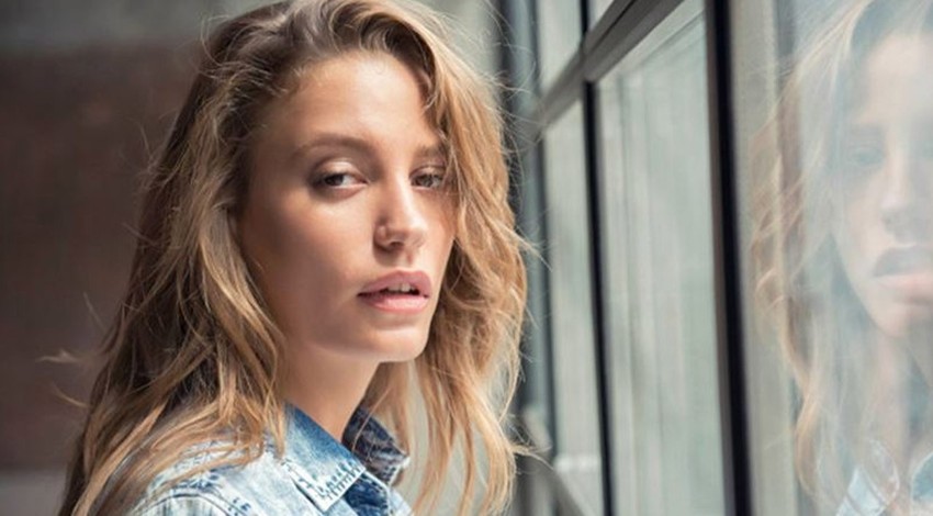 Serenay Sarıkaya depresyonda mı? Keyifsiz hali dikkat çekti! Soruları yanıtsız bıraktı