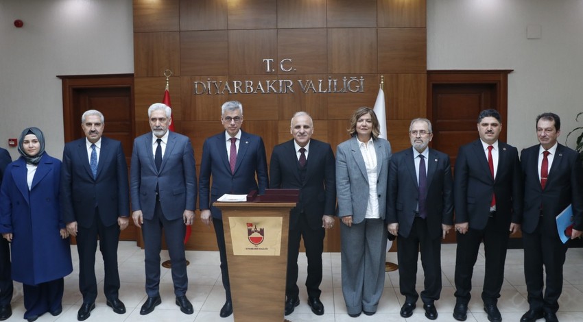 Sağlık Bakanı Kemal Memişoğlu, Diyarbakır'da