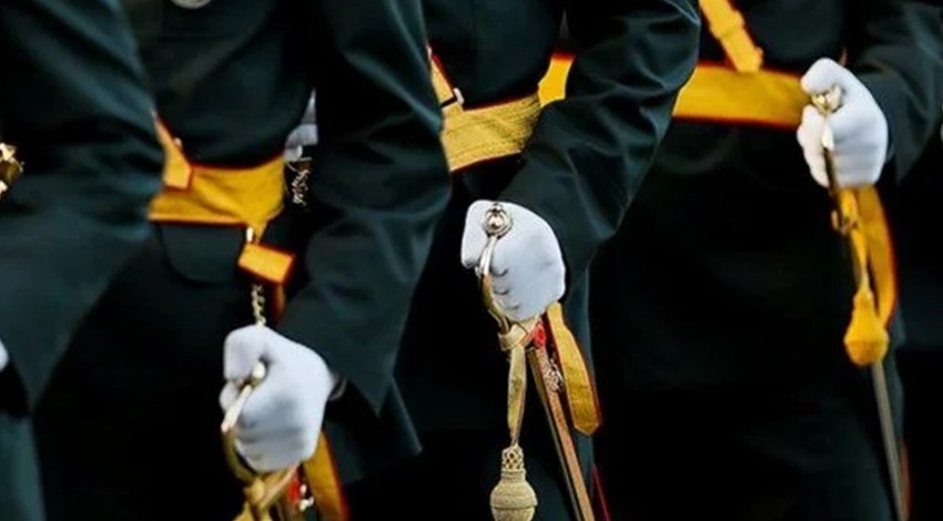 Askeri öğrencilerin yatay geçişine yasak! Resmi Gazete'de yayımlandı
