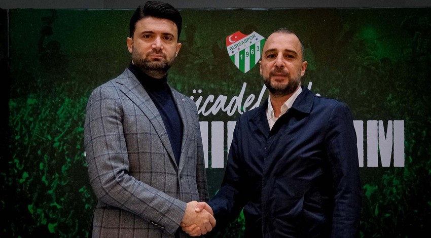 Batalla ile yollar ayrılmıştı! Bursaspor yeni teknik direktörünü resmen açıkladı!