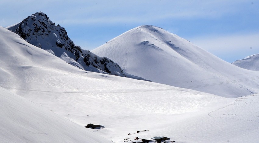 Meteoroloji 12. Bölge Müdürlüğü'nden Erzurum için önemli uyarı!  "Olumsuzluklara karşı dikkatli ve tedbirli olun"