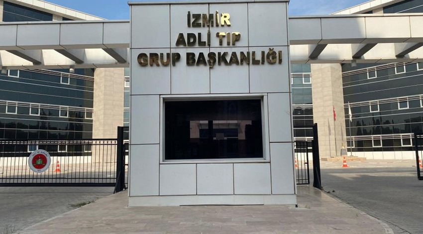 İzmir'de müzikholde silahlı kavga: 3 ölü, 2 gözaltı!