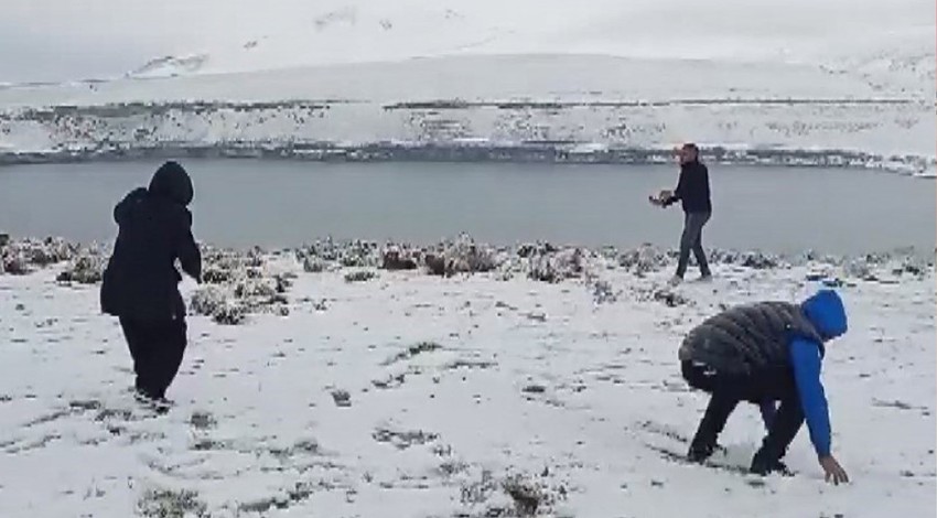 Konya'da nisan ayında sokağa çıkan vatandaşlar evden çıktıklarında büyük sürprizle karşılaştı