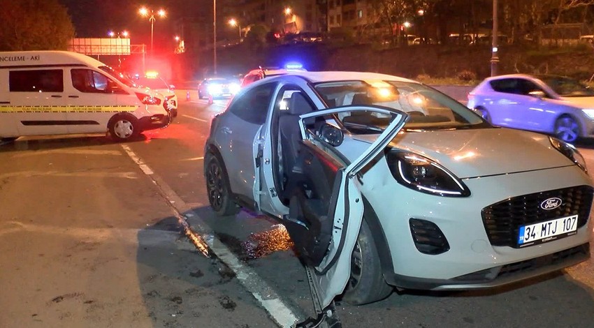 Bayrampaşa'da feci kaza! 2 kişi öldü, 4 kişi yaralandı